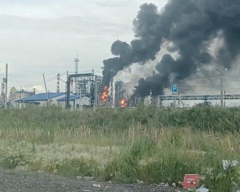 Russia's largest oil refinery halts processing after drone attack, sources say