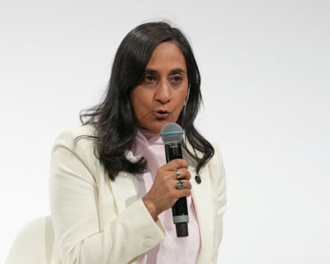 Canada wants more backers for global defence bank, foreign minister says