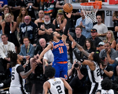 Jalen Brunson has left wrist surgery, Knicks star expected back on court this summer, AP source says