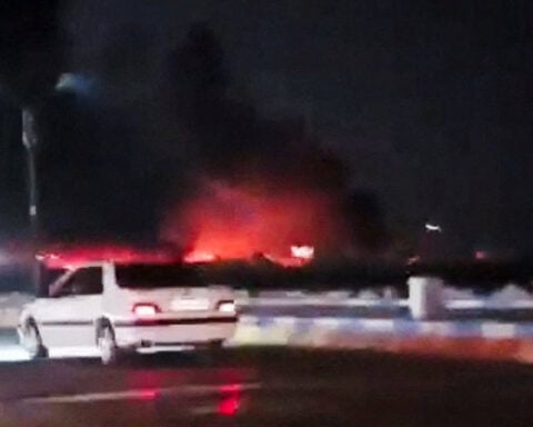 Iran targets sites in Bahrain, Kuwait after wave of US strikes
