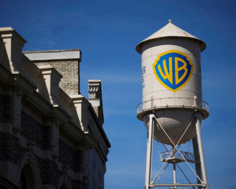 Paramount will not close Warner Bros deal before July 22 amid Oregon probe