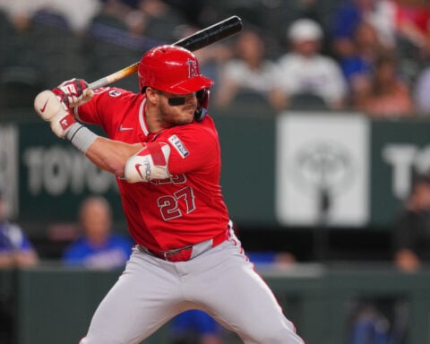 Trout homers in his return for the Angels from a hamstring strain after a 17-game absence