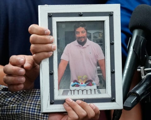 Mexico to request criminal charges over deaths following fatal shooting of Houston man by ICE agents