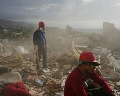 Chronic illness and diarrhea surge in quake-hit Venezuelan communities as humanitarian crisis builds
