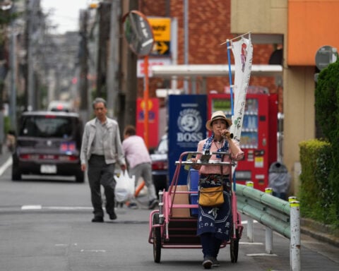 Tofu vendor delivers much more than healthy food to an east Tokyo neighborhood
