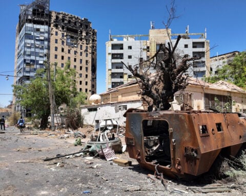 Sudanese return home to a capital unready to welcome them