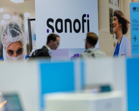 US FDA approves Sanofi's wearable injector form of blood cancer drug