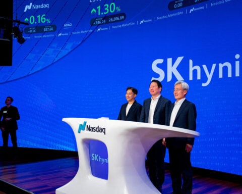 SK Hynix shares jump in marquee US debut as AI euphoria persists