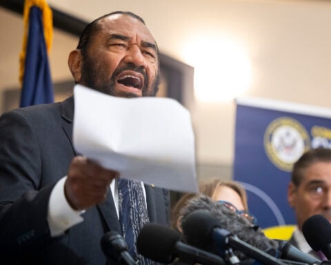Detainees tell their lawyer an ICE officer shot a Houston driver through a passenger window