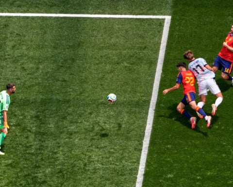 Belgium finally ends Unai Simón’s 650-minute World Cup shutout streak in quarterfinals
