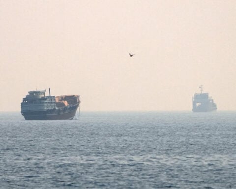 US insists Iran commit to stopping attacks in Hormuz strait, say US officials