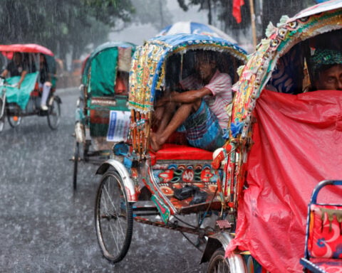 Floods in Bangladesh kill 44, leave over a million stranded