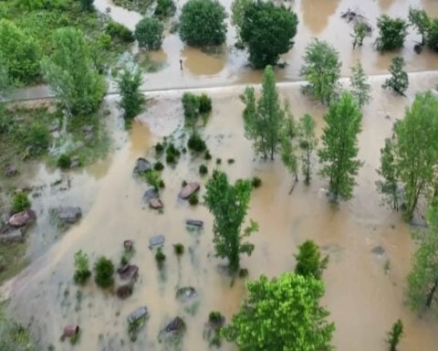 Missouri flooding leaves one dead, while rescuers helicopter more than 200 to safety at summer camp