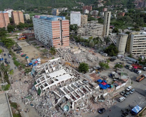 Venezuela quakes have killed 4,333, injured 16,740, National Assembly president says