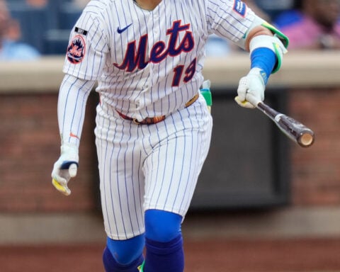 Bo Bichette held out of Mets' lineup for second straight game with leg soreness