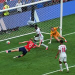 Bellingham scores twice to lift England past Haaland and Norway 2-1 and into World Cup semifinals
