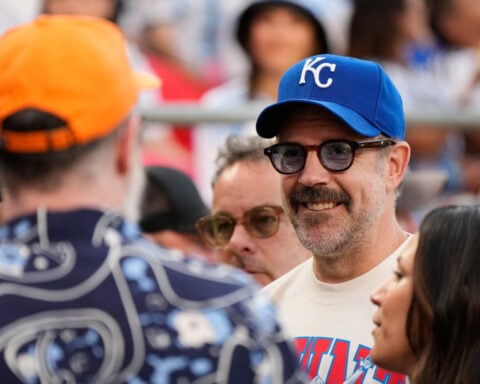'Ted Lasso' stars bring World Cup fever to Kansas City as Argentina faces Switzerland