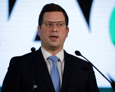 Hungarian opposition Fidesz's parliamentary group chief resigns over legislation