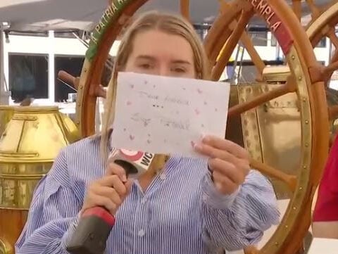 Portuguese tall ship Sagres brings hundreds of letters to students