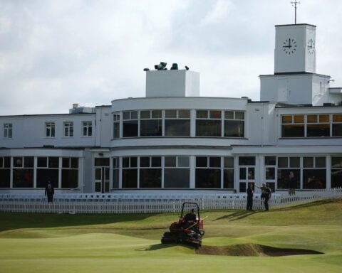 Former grocery delivery man Joe Dean earns the final spot in British Open