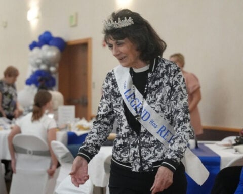 'I'm so touched': Principal gets surprise retirement party after 55 years in Baltimore City Schools