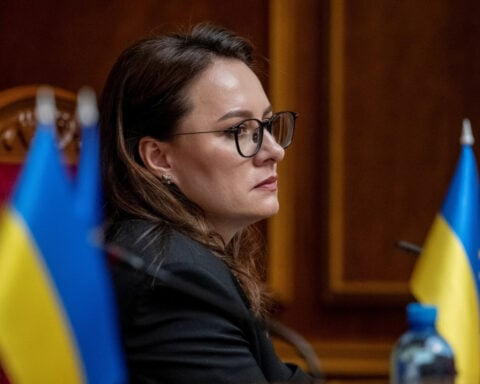 Ukraine awaits new government after prime minister's shock dismissal