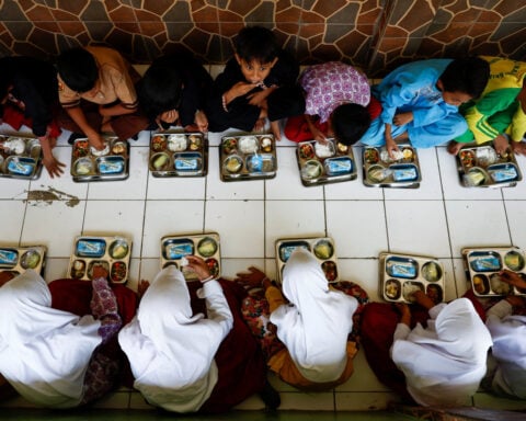 Indonesian free meals operators protest moratorium on new kitchens