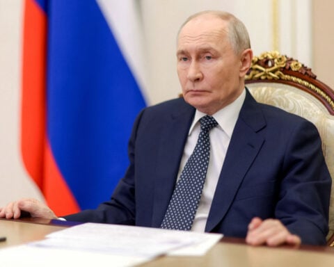 Senators unveil sweeping Russia sanctions bill, urge passage in honor of Graham