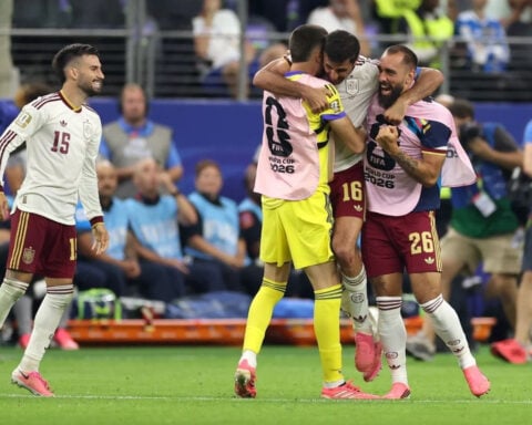Spain books a spot in the World Cup final with a comprehensive victory over France
