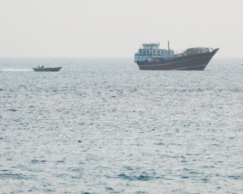 US launches new round of strikes against Iran as escalation threatens shipping