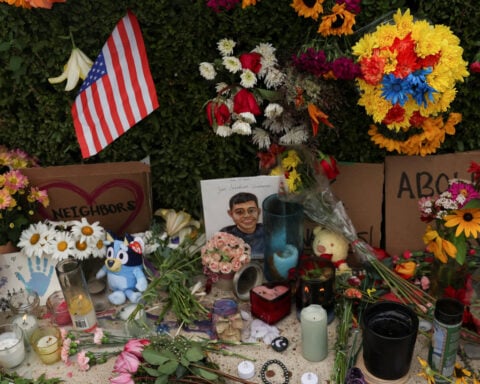 Trump says ICE won't halt traffic stops after recent fatal shootings
