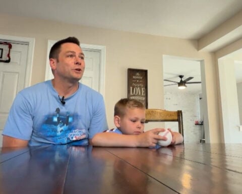 Father and son's trip to Home Run Derby turned into unforgettable memory after catching Kyle Schwarber's HR