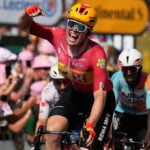 Waerenskjold wins fastest ever stage of Tour de France, Pogačar protects lead