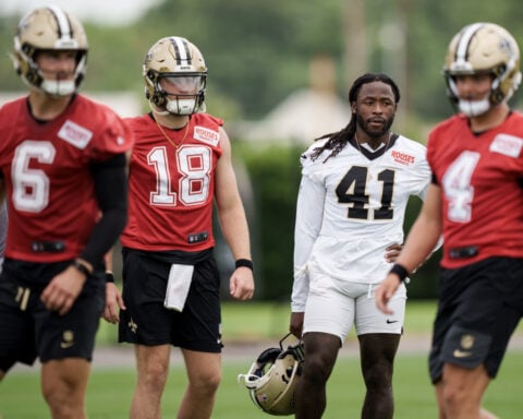 Running back Alvin Kamara has a new deal with the Saints for 2026, agent says