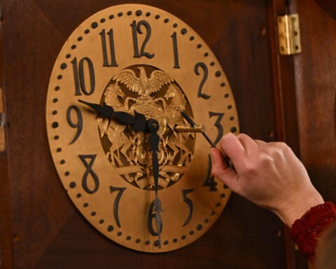 America already tried permanent daylight saving time. It lasted less than a year. Could it work now?