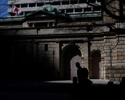 Japan to leave monetary policy tools to BOJ in economic blueprint, document shows