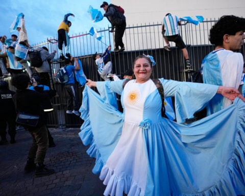 Argentines and Spaniards face divided loyalties ahead of Spain-Argentina World Cup final