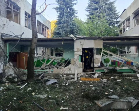 Warehouse workers among 8 dead in deadliest Ukrainian attacks inside Russia for two years