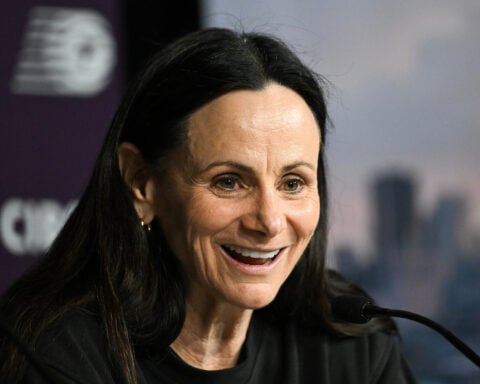 Toronto Tempo coach Sandy Brondello suspended 1 game after inappropriate comment