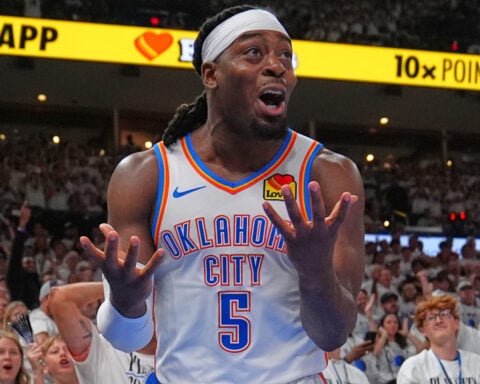 Dort going from Thunder to Hawks, Risacher going to Mavericks in 3-team trade, AP source says
