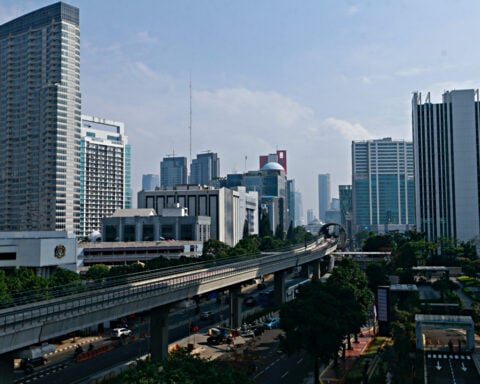 Indonesian parliament panel gives go-ahead to financial centres plan
