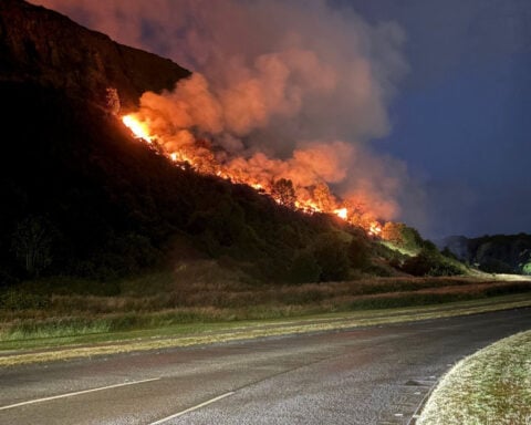 Firefighters battle blaze on Arthur’s Seat in the heart of Edinburgh