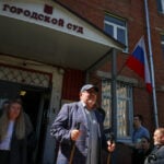 Russian anti-war politician ends run for parliament, citing legal setbacks