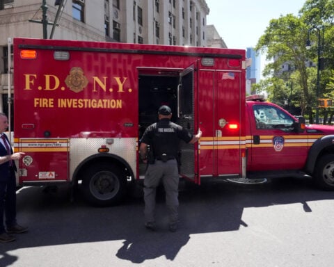 New York man in custody after lighting fire outside ICE offices