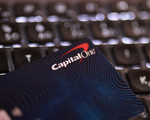 Capital One second-quarter profit rises on higher interest income