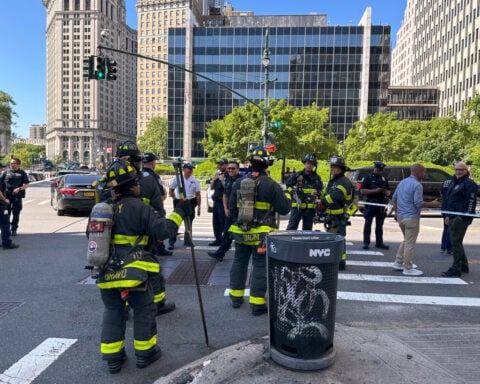 Ex-Army soldier jailed on arson charge after fiery attack on Manhattan federal building