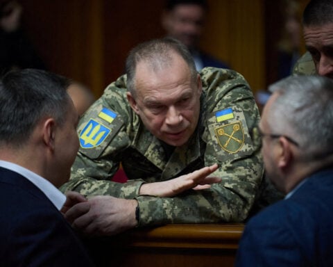 Ukraine recaptured 700 sq km of territory this year, outgoing top general says