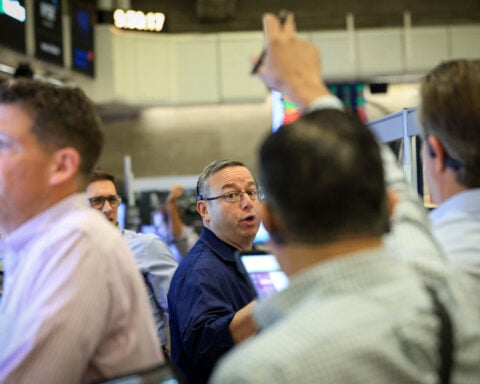 Wall Street indexes dip with technology earnings, rising oil in focus