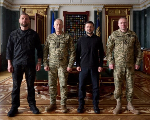 Ukraine will step up counteroffensive actions, new top commander says