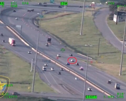 Video shows high-speed chase through Fort Worth and Dallas end with 11 pounds of meth seized